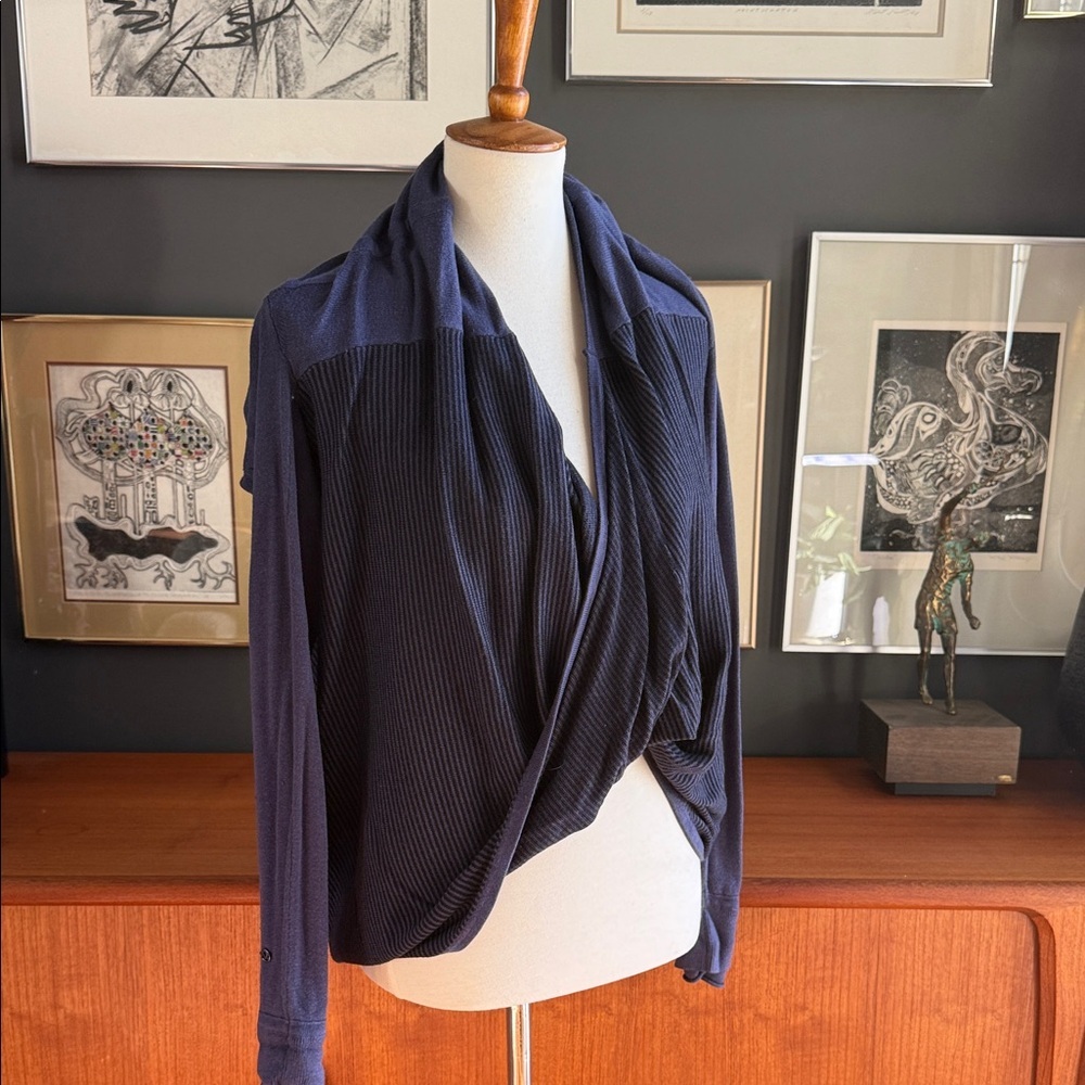 Lululemon casual knit sweater size m